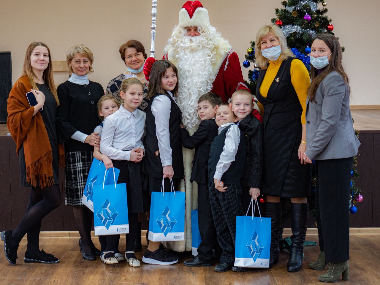 ООО «БХК» поздравило детей  Кингисеппского района с Новым годом