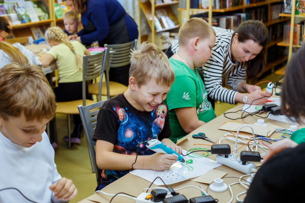 Волонтеры КПЭГ организовали творческие мастер-классы для детей
